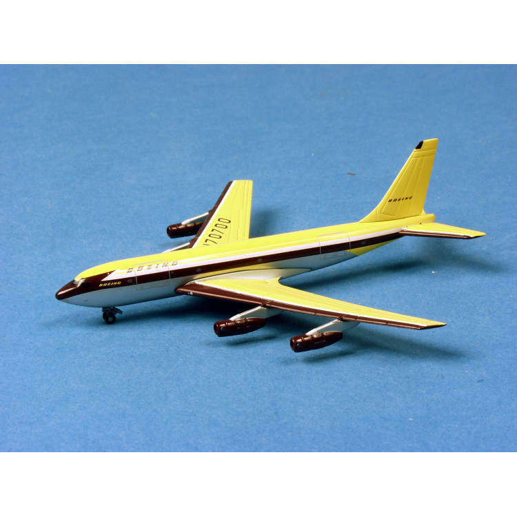 Boeing 367-80 N70700